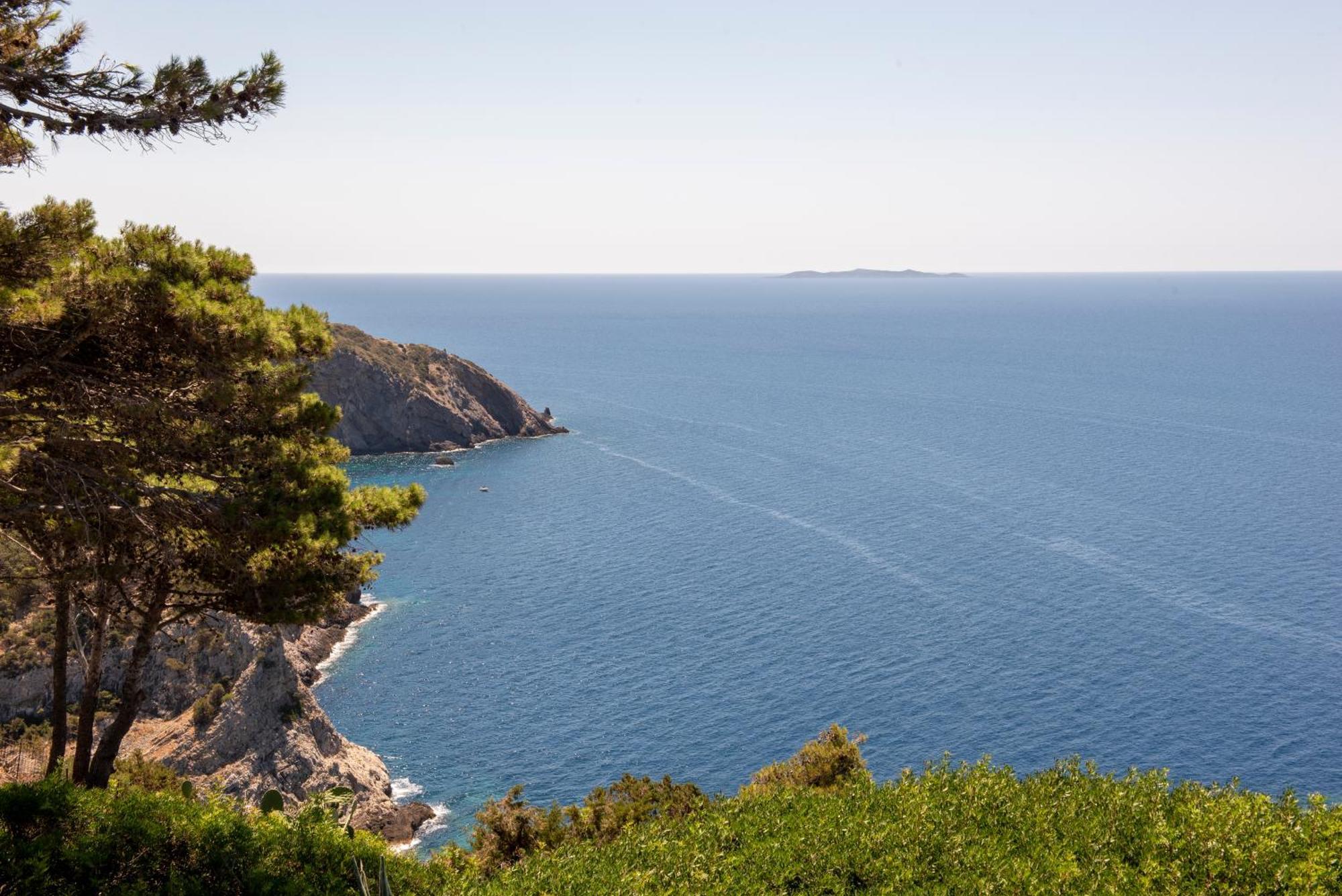 Boutique Hotel Torre Di Cala Piccola ポルト・サント・ステーファノ エクステリア 写真